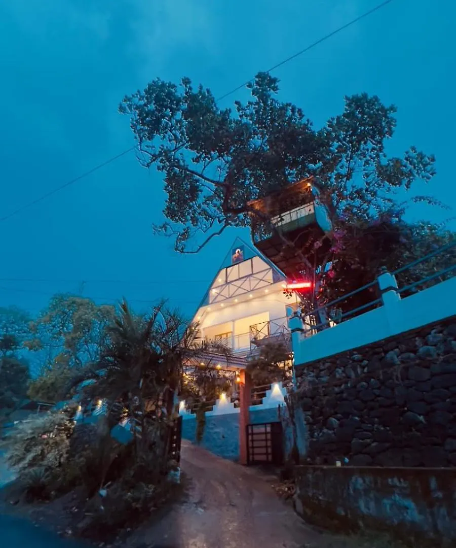 Ila Homestay تيكَدِيْ